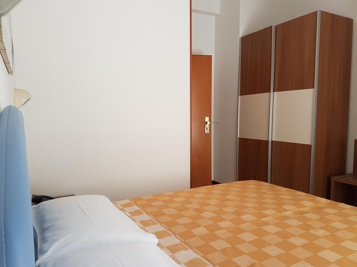 Hotel La Falena Cervia Luaran gambar